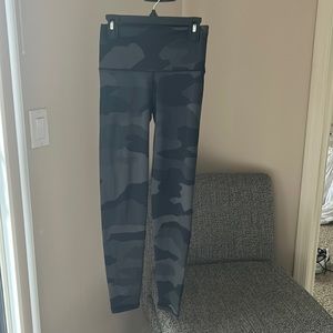 Camo leggings